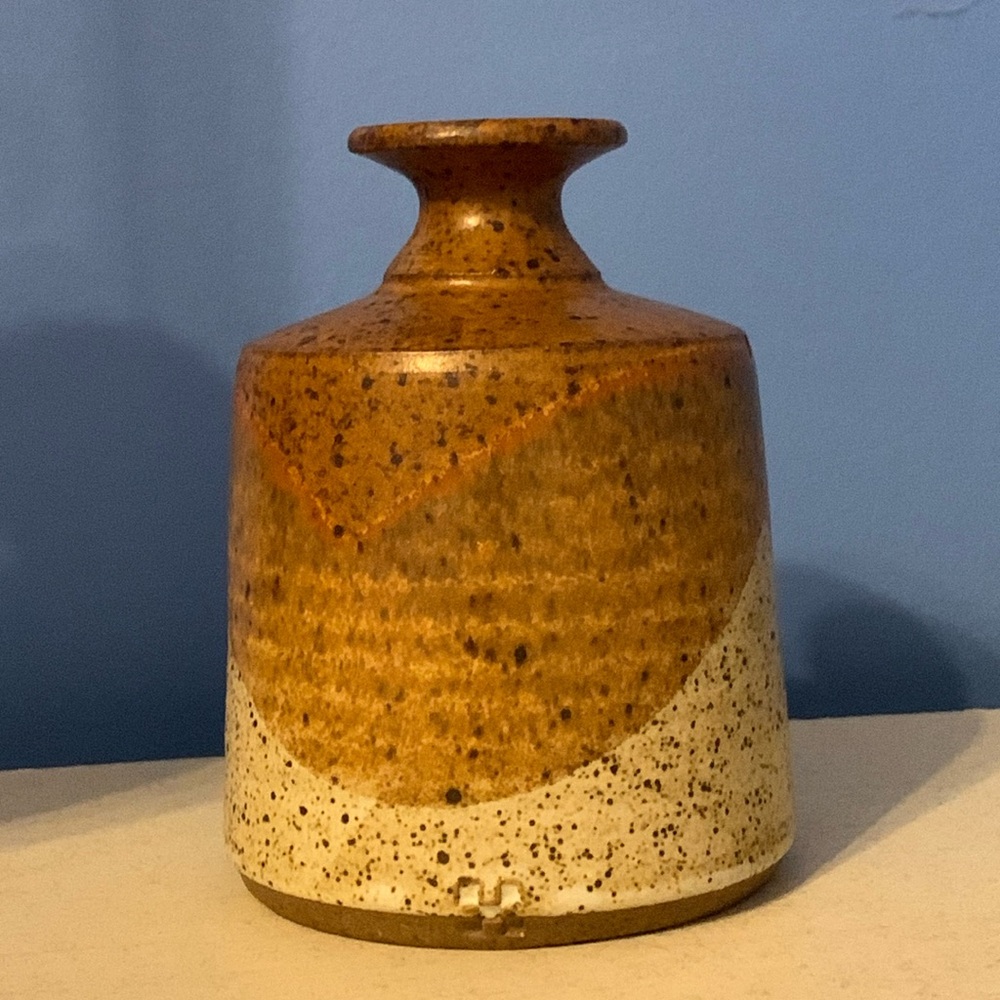 Ceramic brown grey short vase